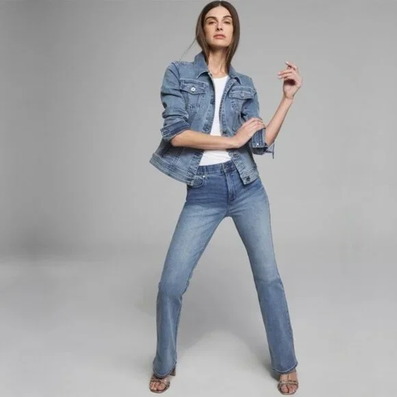 NWT White House Black Market Slim Trucker Denim Jacket Sorelle Original #A1711 - Picture 2 of 12